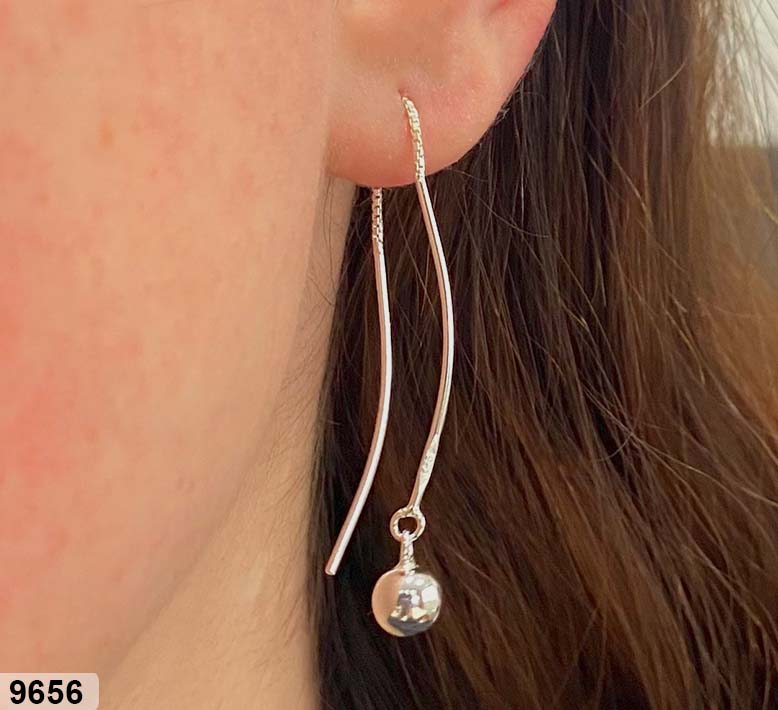 01 BR 09656  CURVO CON BOLITA