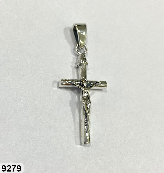 10 PI 09279  3CM X 1,5CM CRUZ CON CRISTO