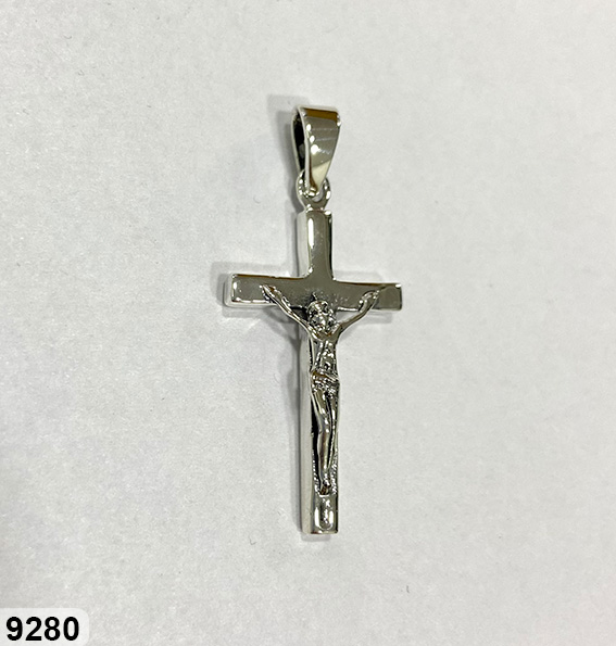 10 PI 09280 3CM X 1,5CM CRUZ CON CRISTO