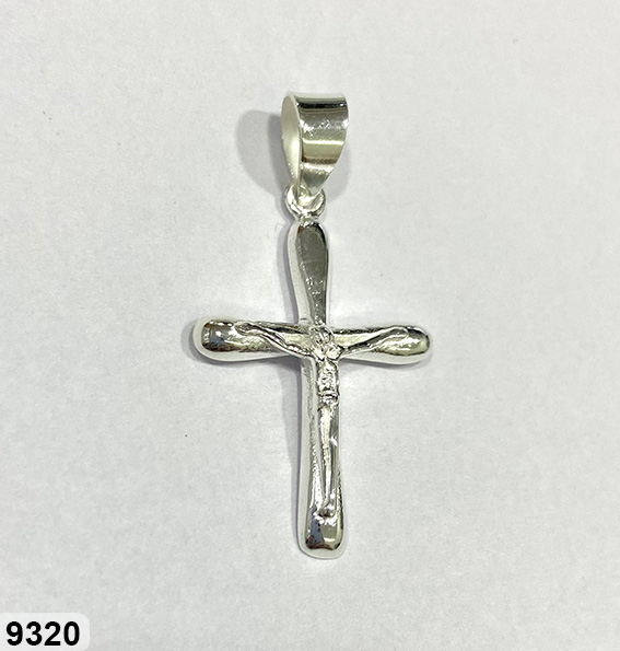 10 PI 09320 3CM X 2CM CRUZ CON CRISTO