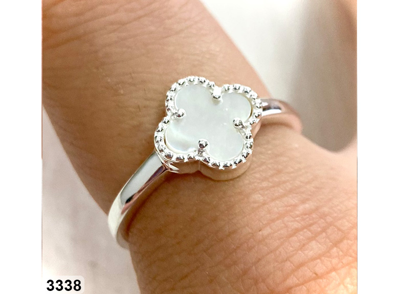 11 AN 03338 ESTILO VAN CLEEF TREBOL
