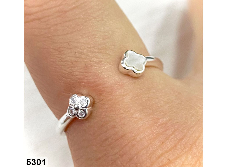 11 AN 05301 ESTILO VAN CLEEF