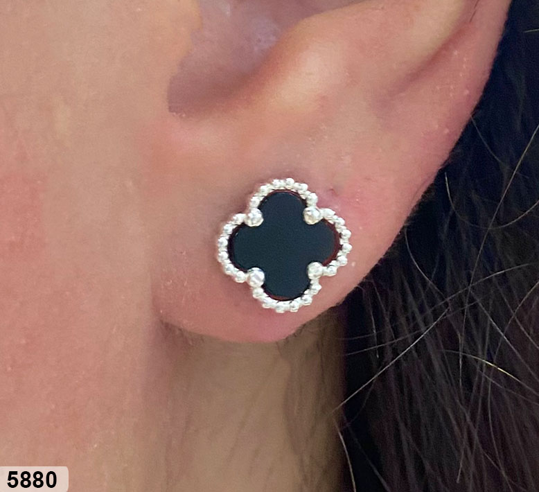11 BR 05880  8MM TREBOL ESTILO VAN CLEFF NG
