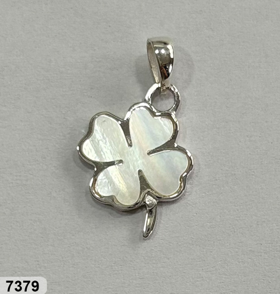 11 PI 07379 17 X 19MM TREBOL
