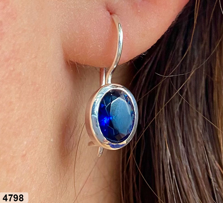 17 BR 04798 AZUL