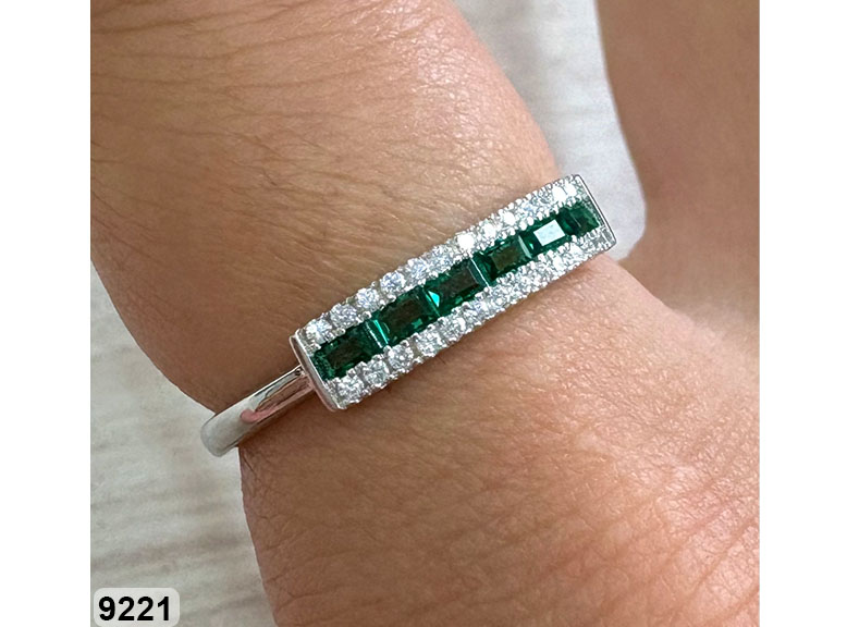 26 AN 09221 VERDE